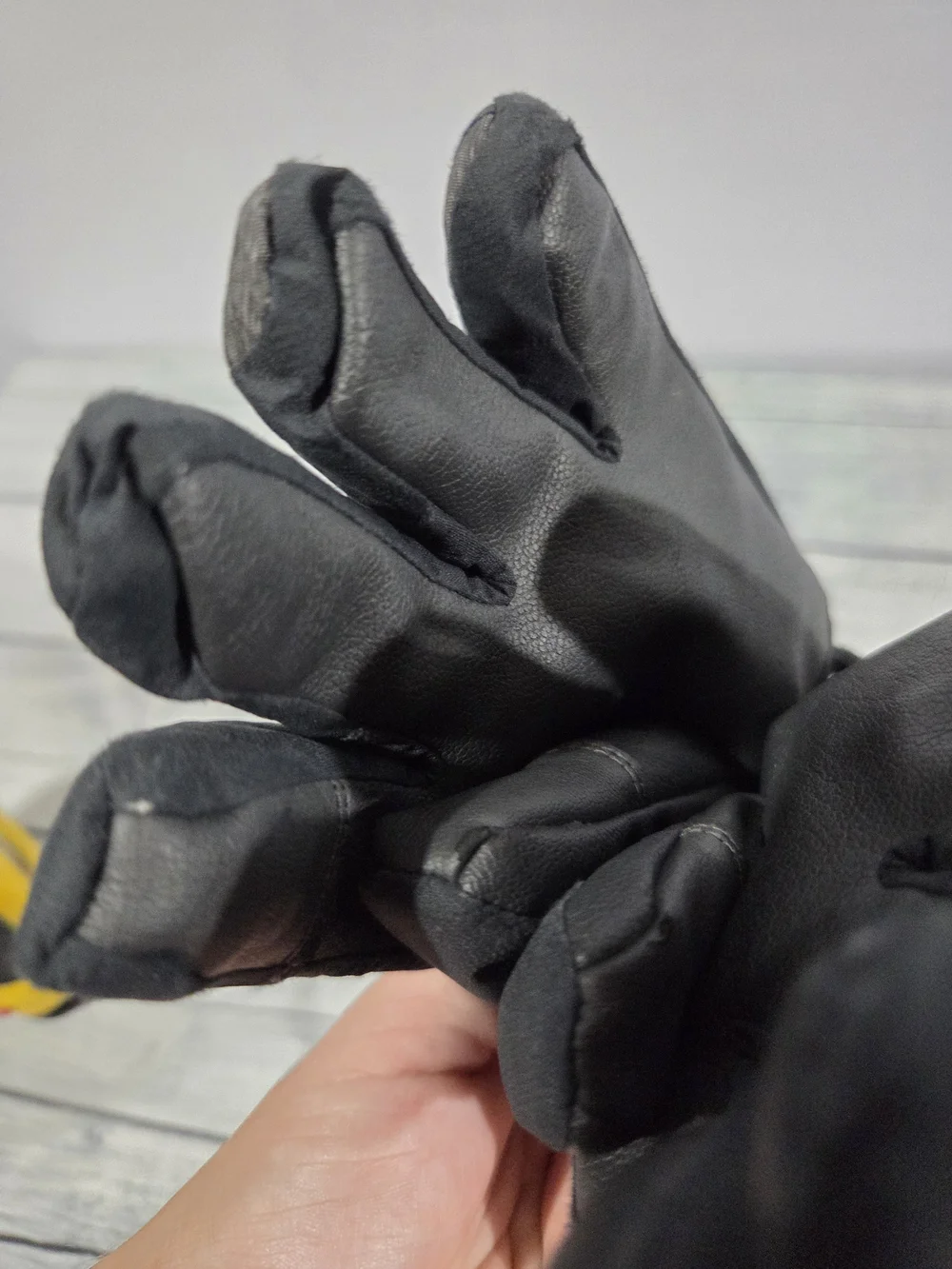 North Face Youth Gloves L